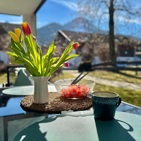 Kleine Bergzeit Apartment *
